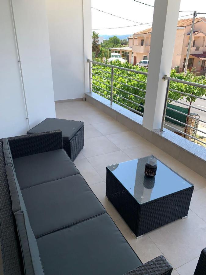 Appartement Vila Fajen Sukošan Kültér fotó